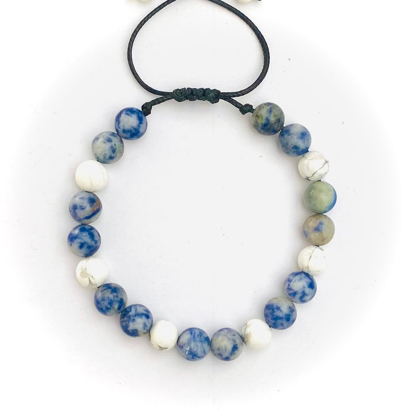 Pulsera howlita y sodalita